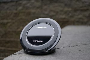 Samsung Kablosuz Hızlı Şarj Standı